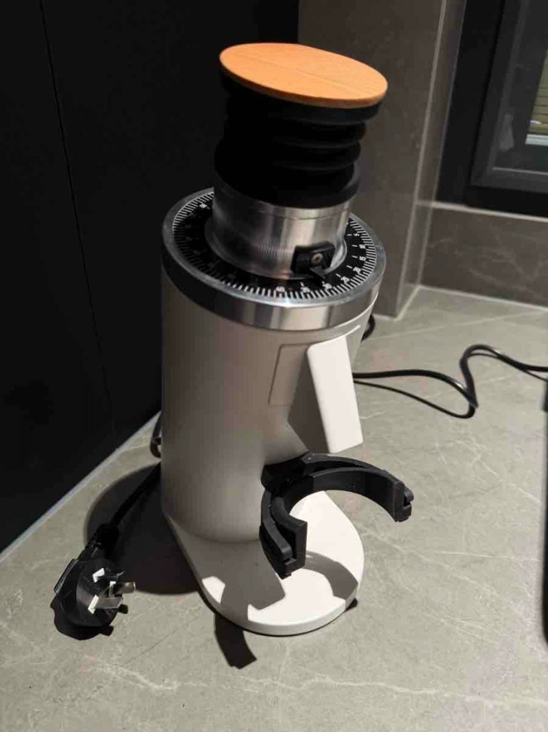 Professional Electric Coffee G - مراجعة Coffee Grinder Burr Flat وسعره
